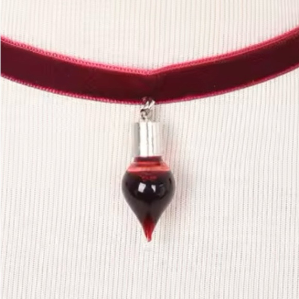 “Blood Bulb” Red Liquid Bloody Bottle Vial Vampire Horror Gothic Velvet Choker
